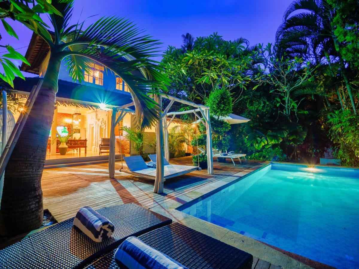 Villa White Stars Seminyak  Exterior photo